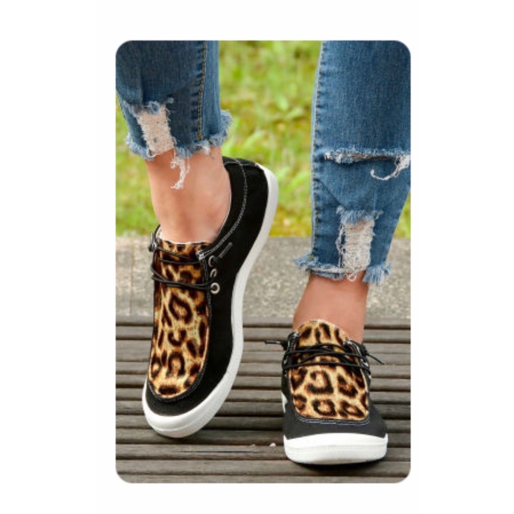 Leopard Patchwork Slip-on Shoes